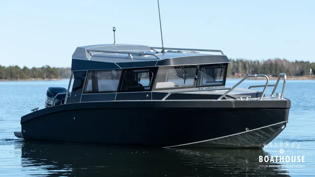 Vboats Voyager 700 Cabin