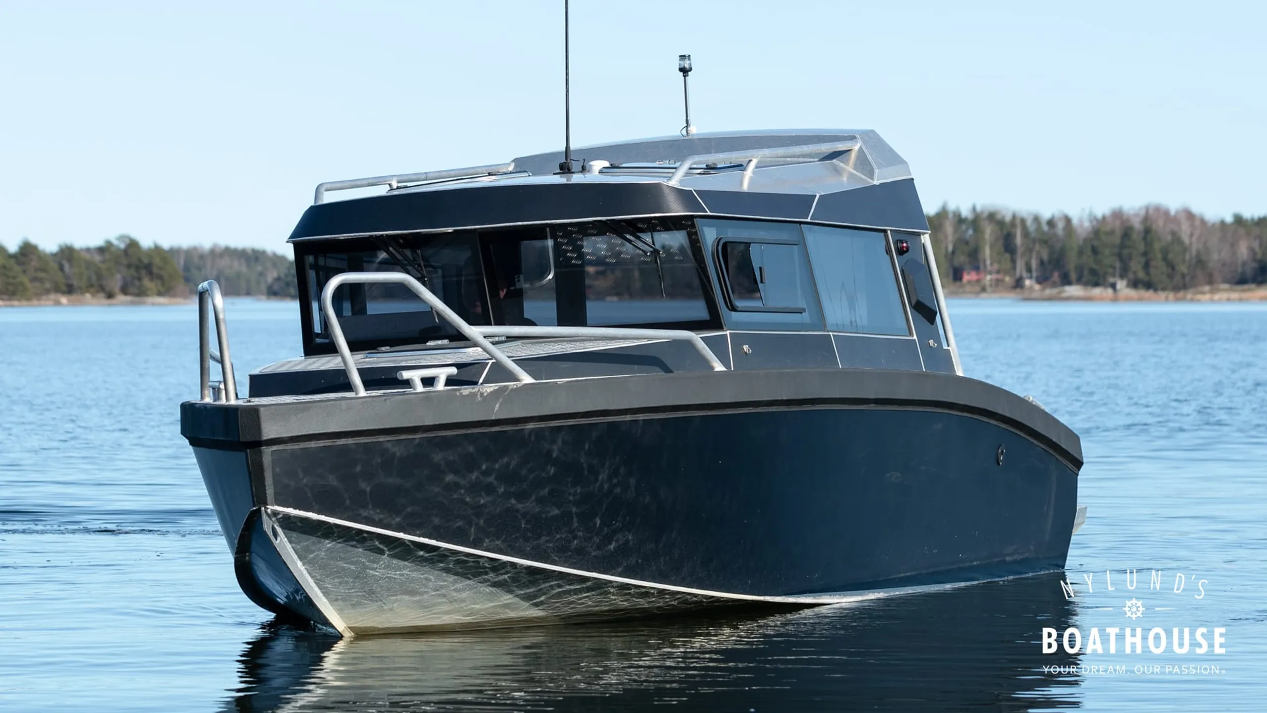 Vboats Voyager 700 Cabin - Image 10