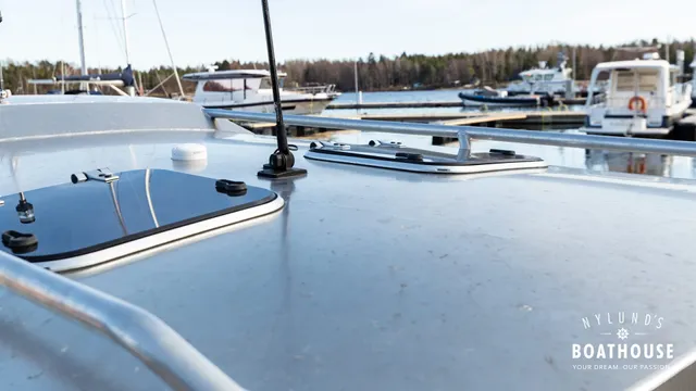 Vboats Voyager 700 Cabin