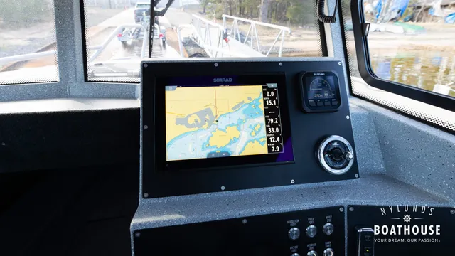 Vboats Voyager 700 Cabin