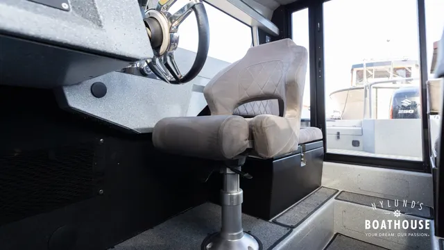 Vboats Voyager 700 Cabin