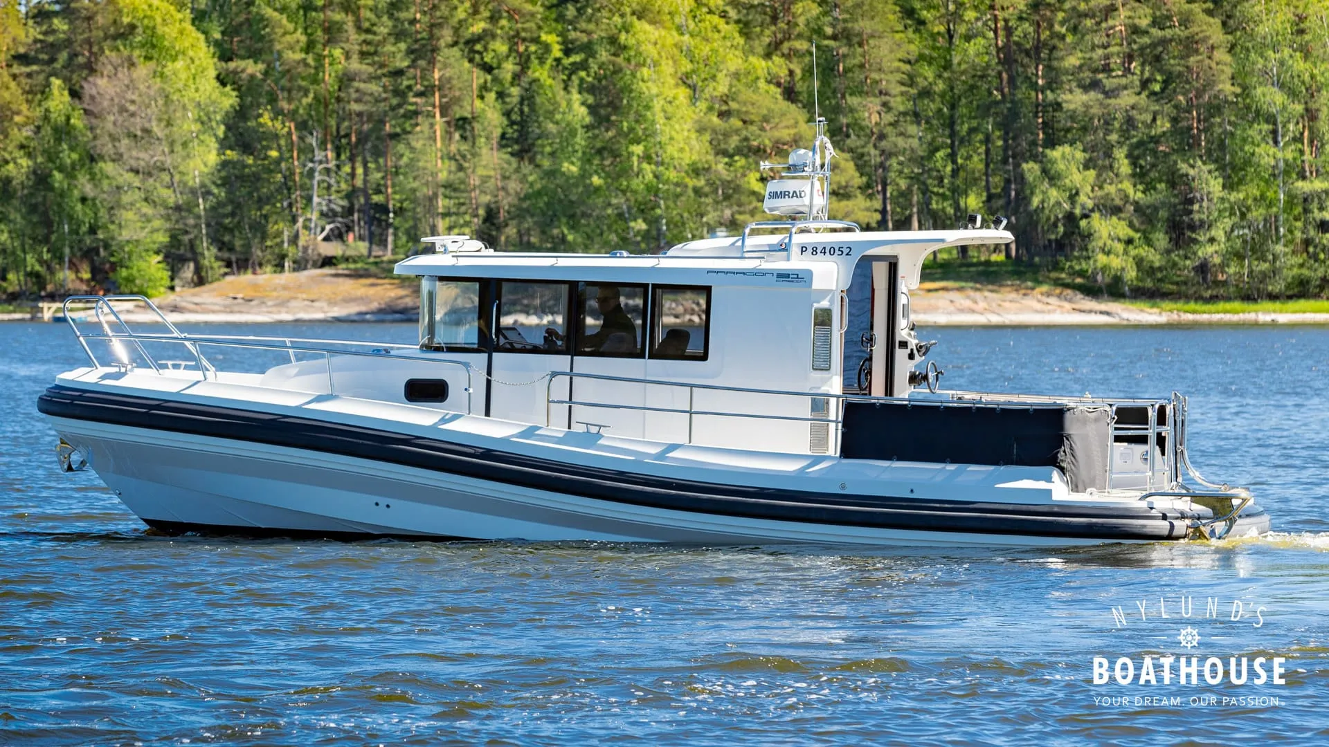 Paragon 31 Cabin - Image 11