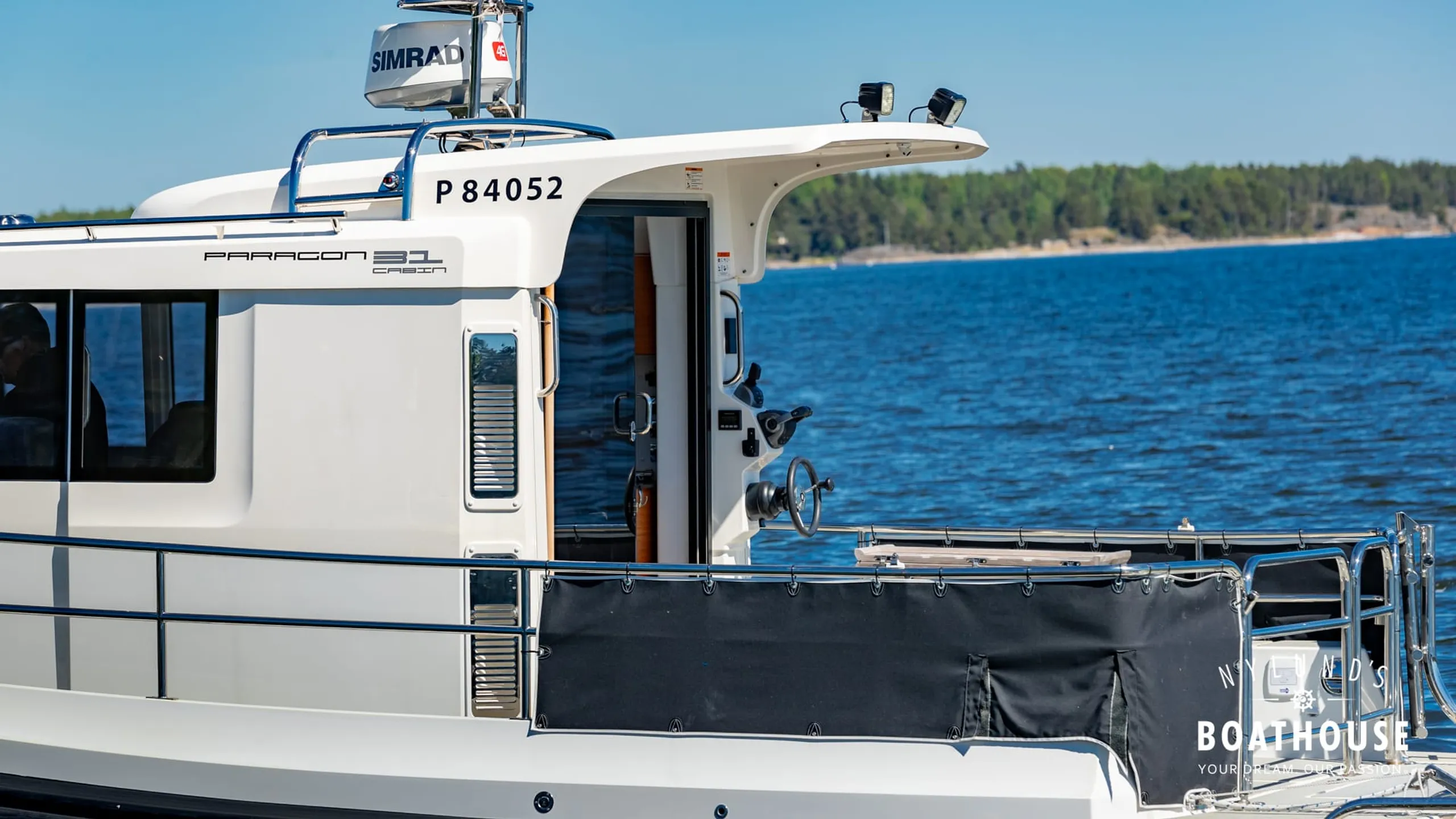 Paragon 31 Cabin - Image 9