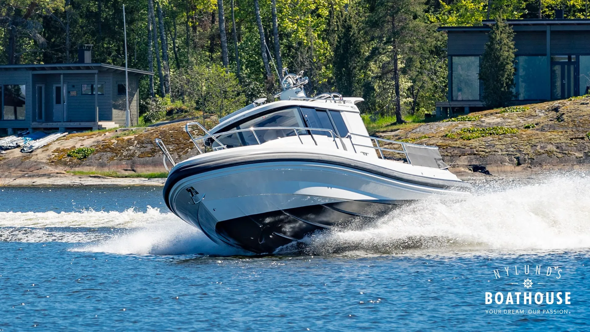 Paragon 31 Cabin - Image 12