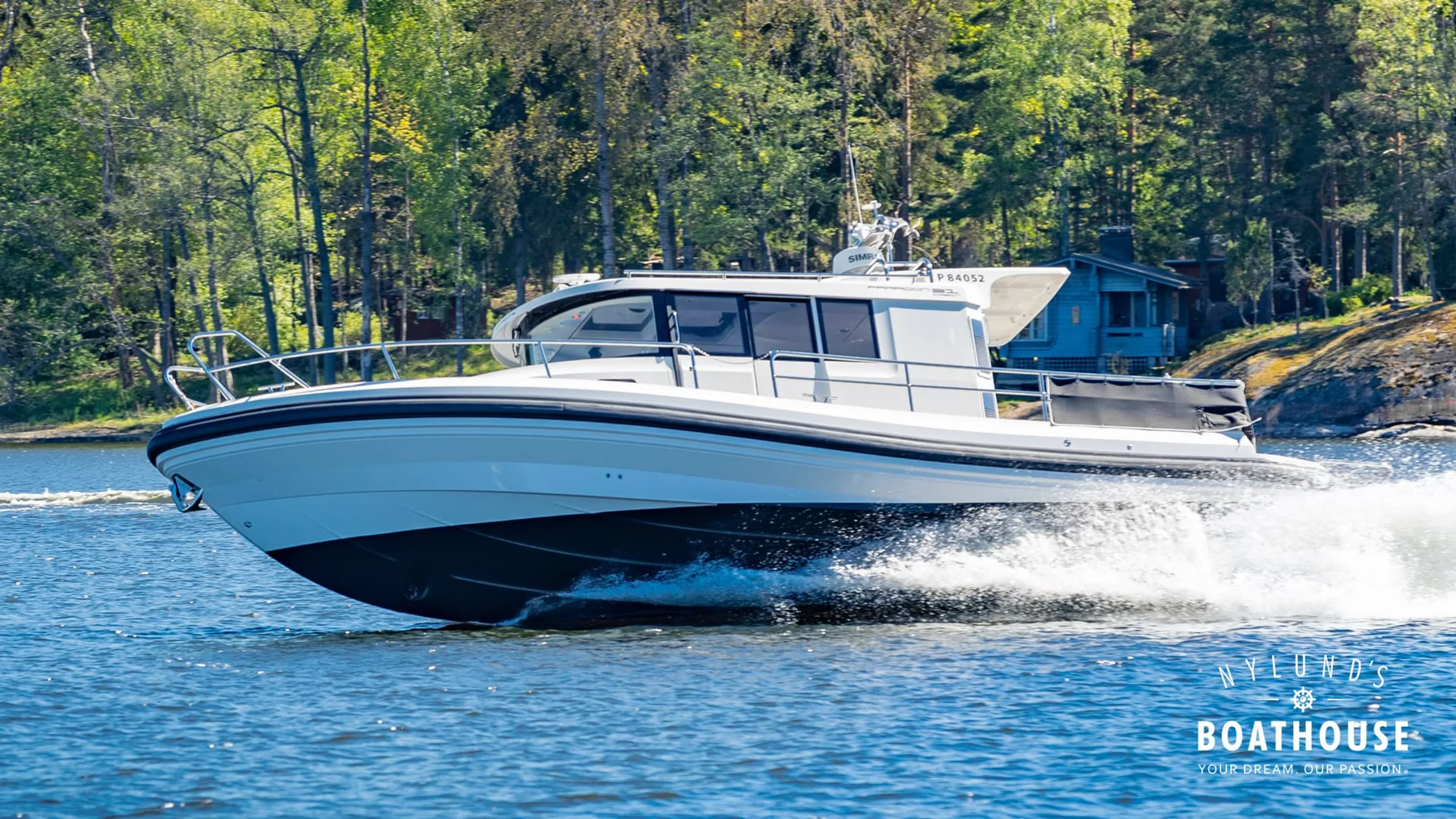 Paragon 31 Cabin - Image 19