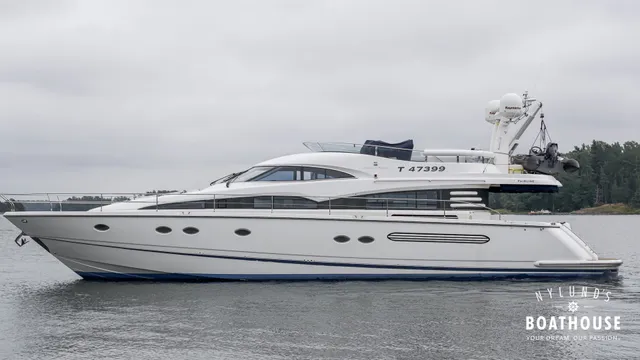 Fairline Squadron 62