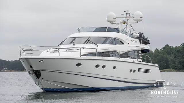 Fairline Squadron 62