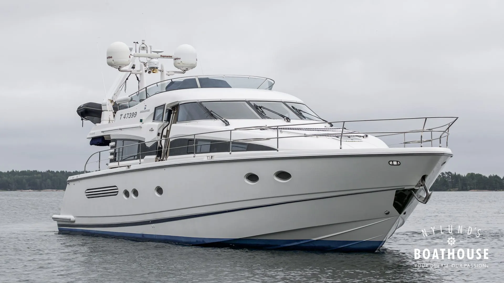 Fairline Squadron 62 - Image 7