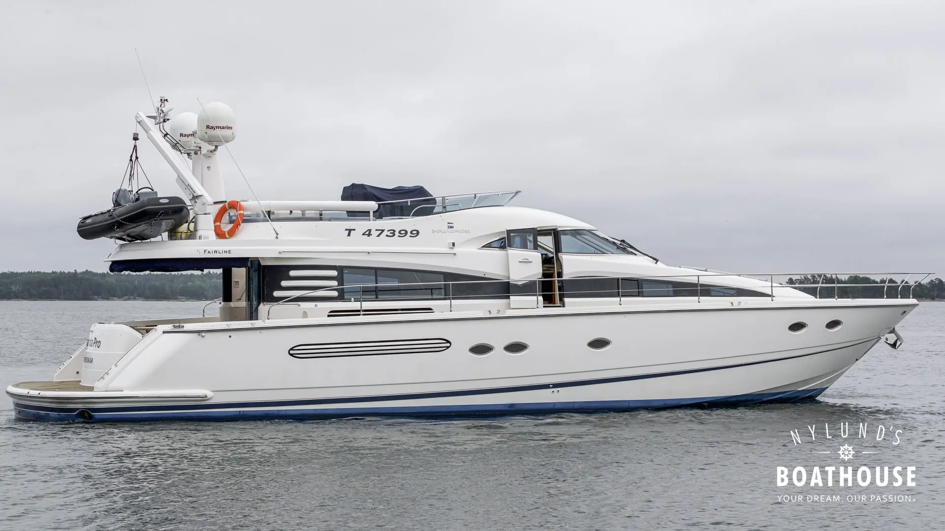 Fairline Squadron 62 - Image 5