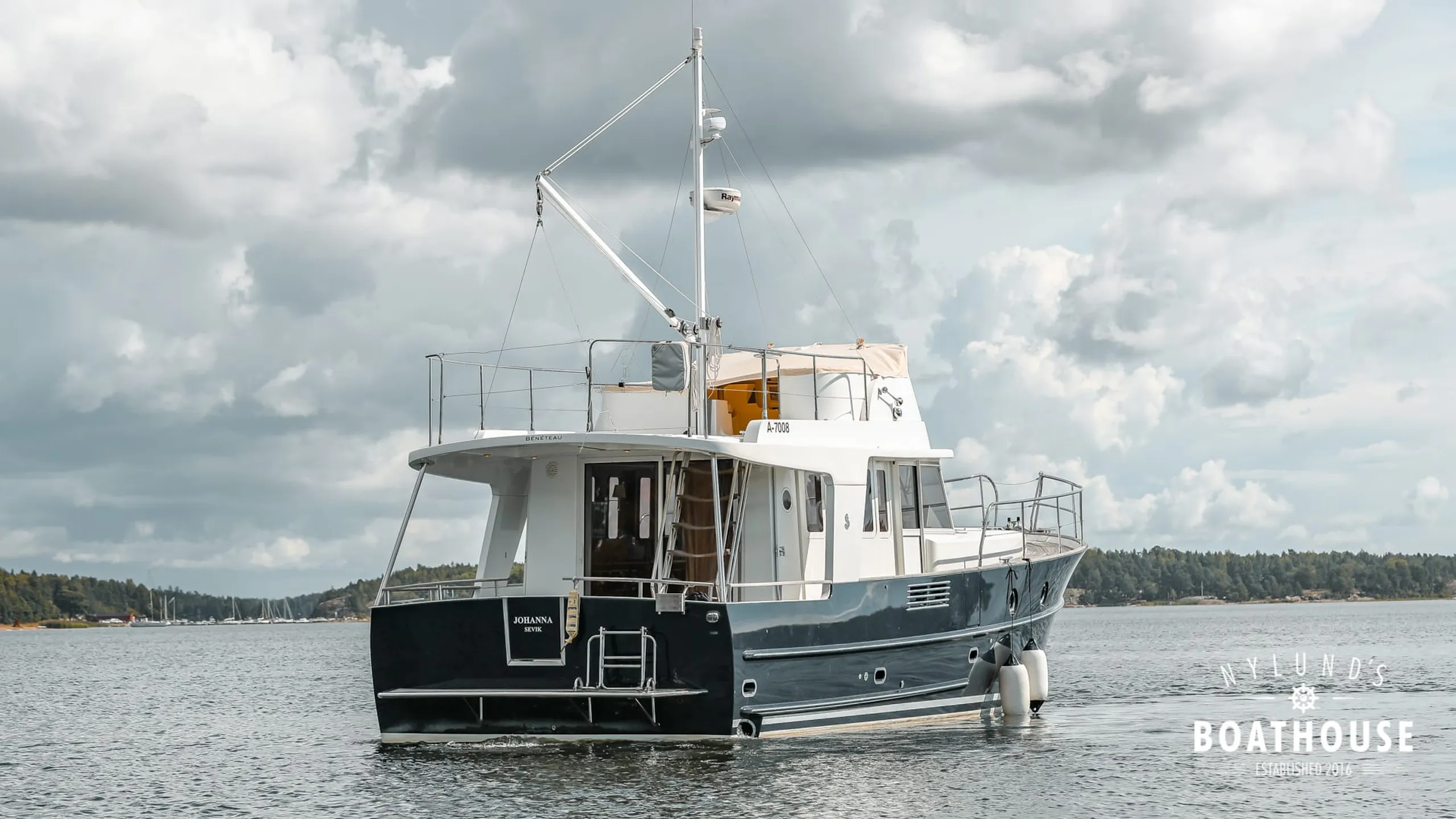 Beneteau Swift Trawler 42 - Image 23