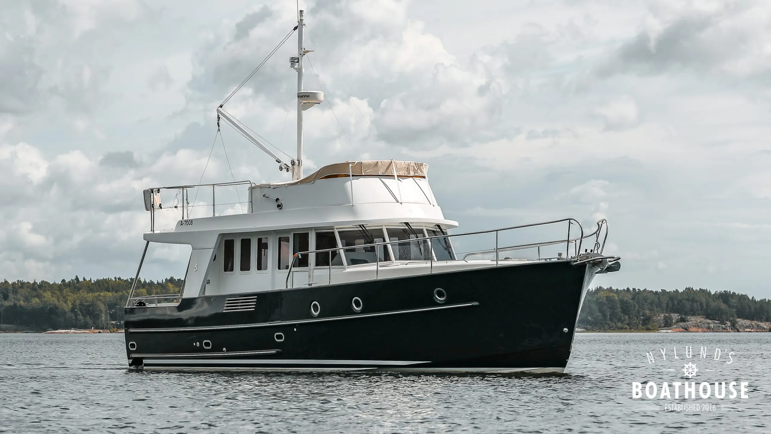 Beneteau Swift Trawler 42 - Image 19