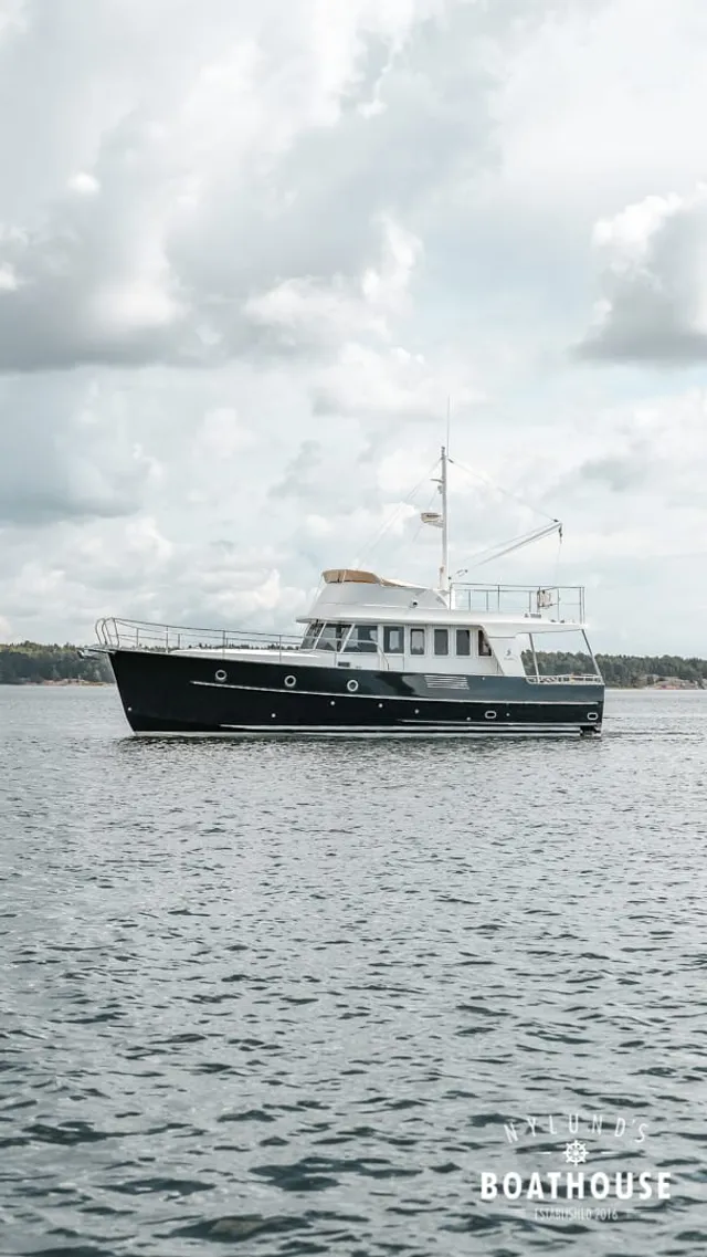 Beneteau Swift Trawler 42