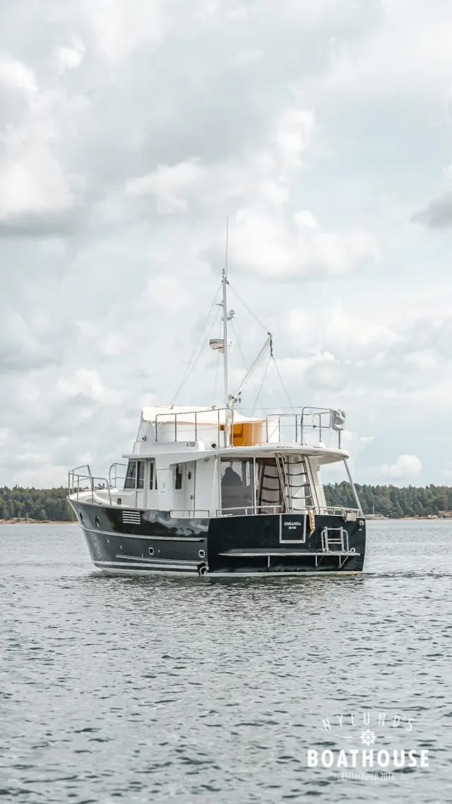 Beneteau Swift Trawler 42