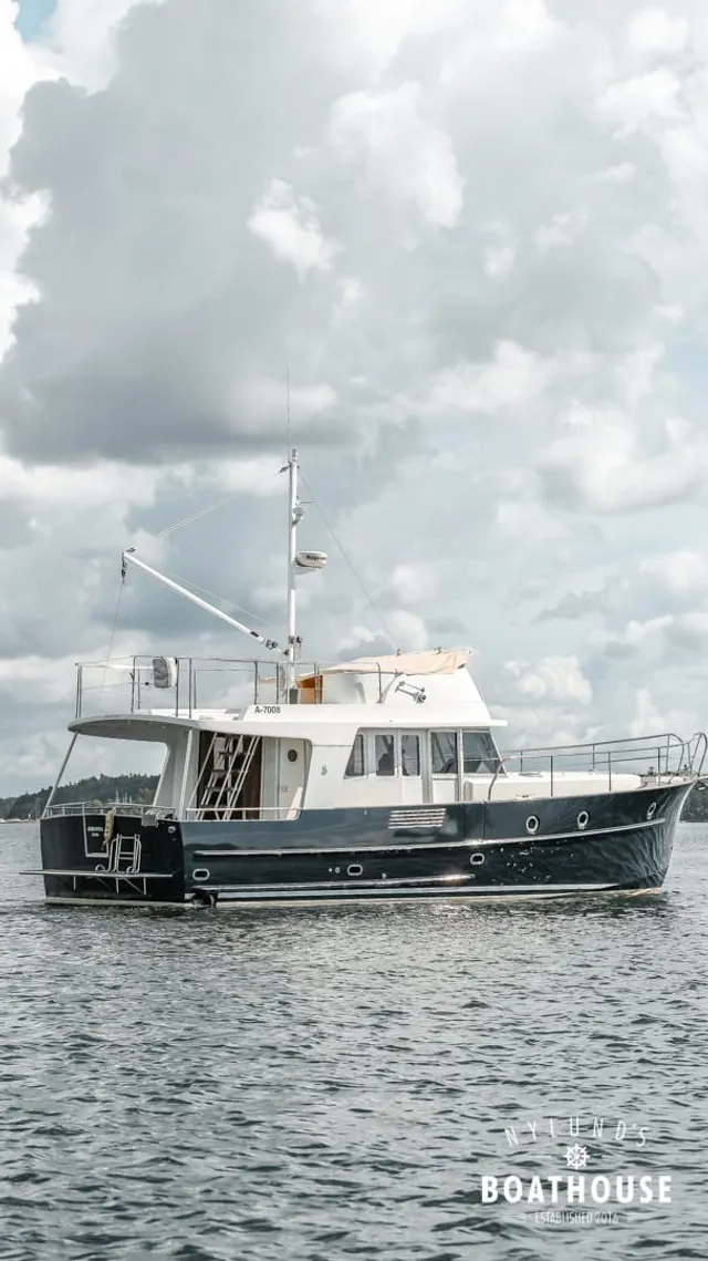 Beneteau Swift Trawler 42