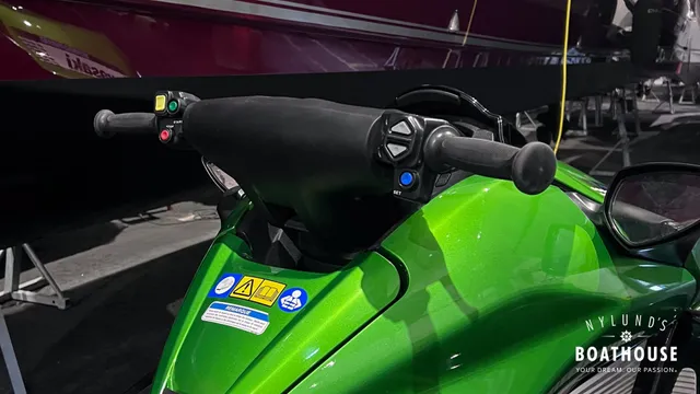 Kawasaki Ultra 300 X