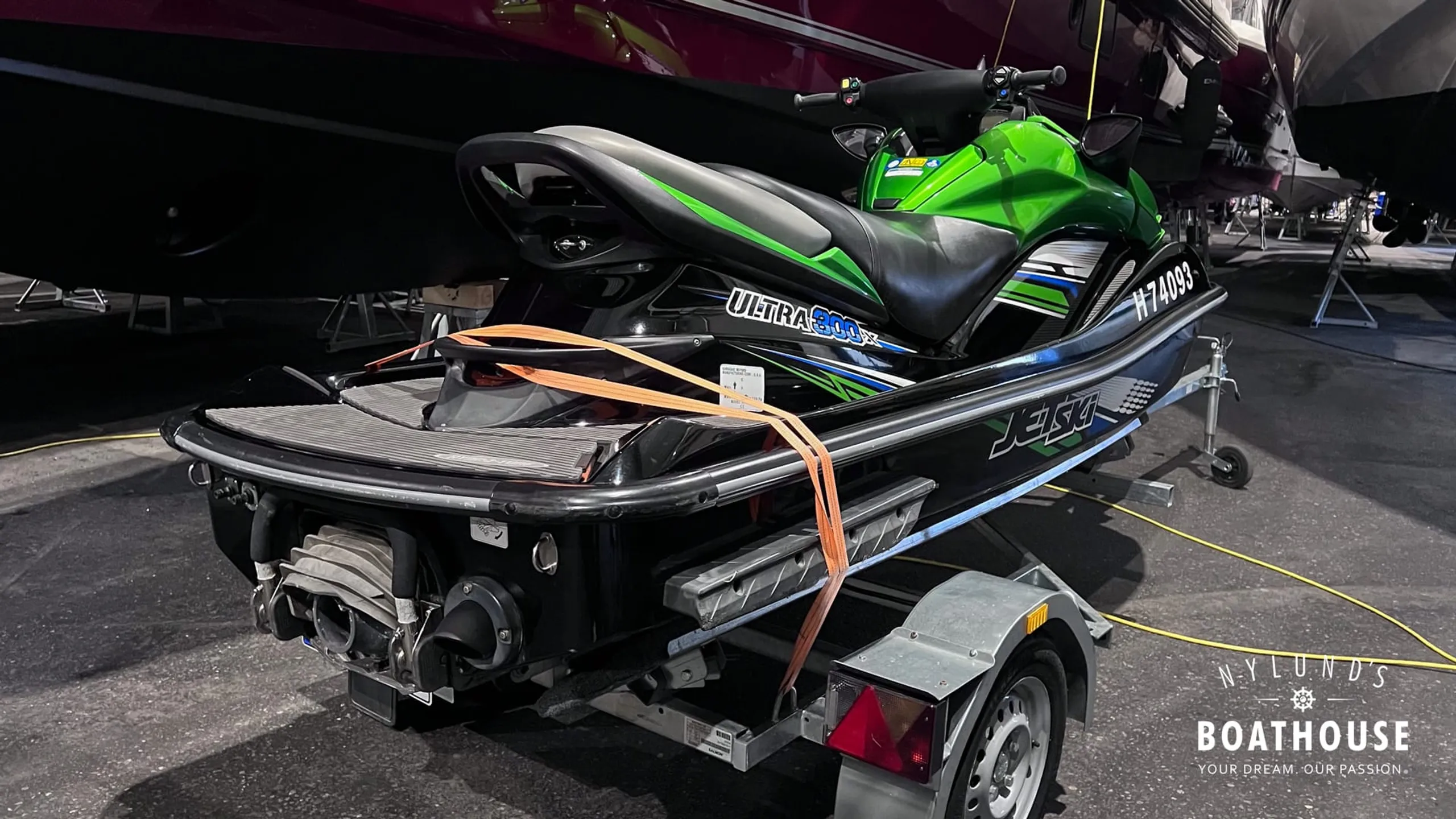 Kawasaki Ultra 300 X - Image 2