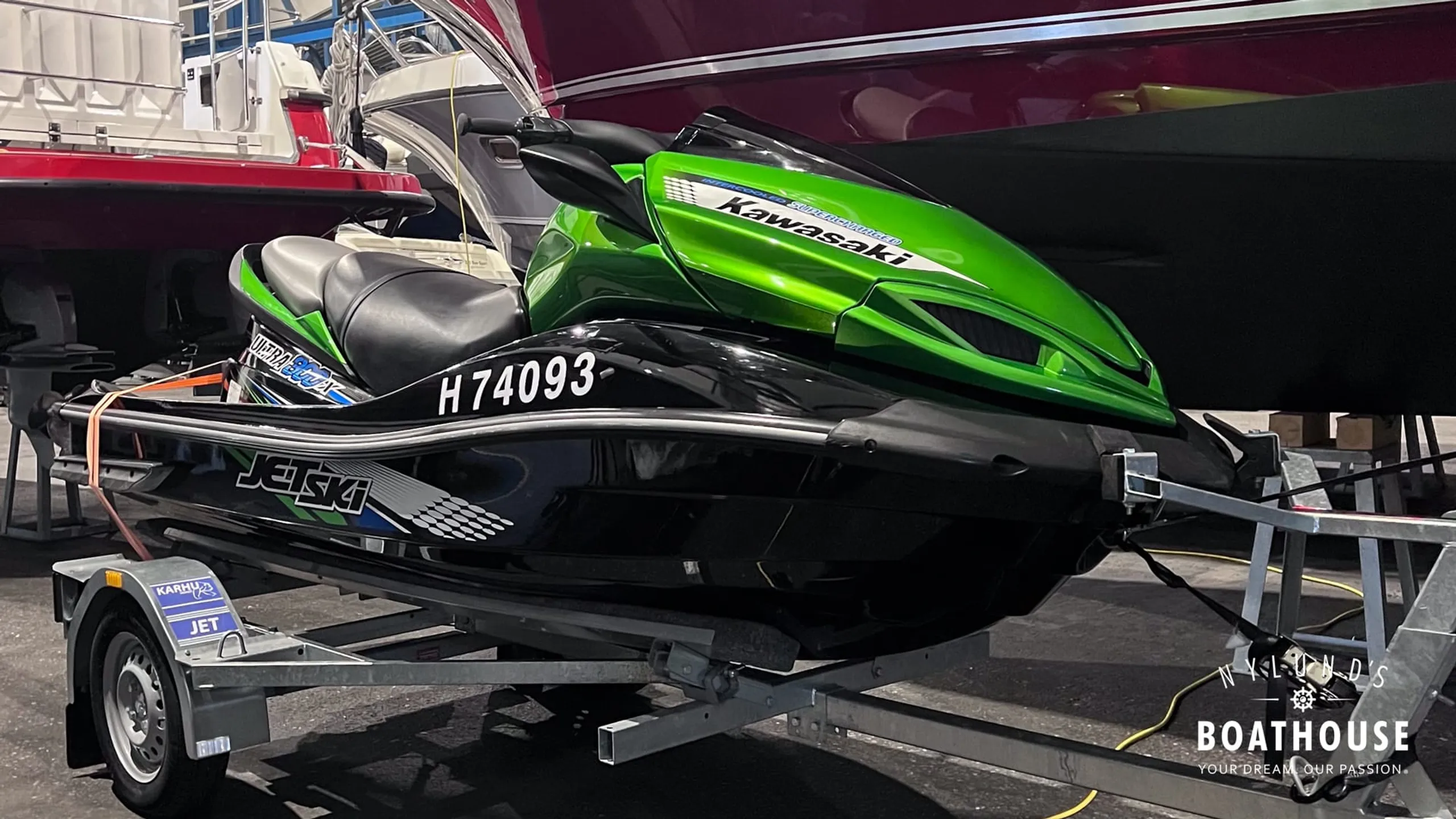 Kawasaki Ultra 300 X - Image 4
