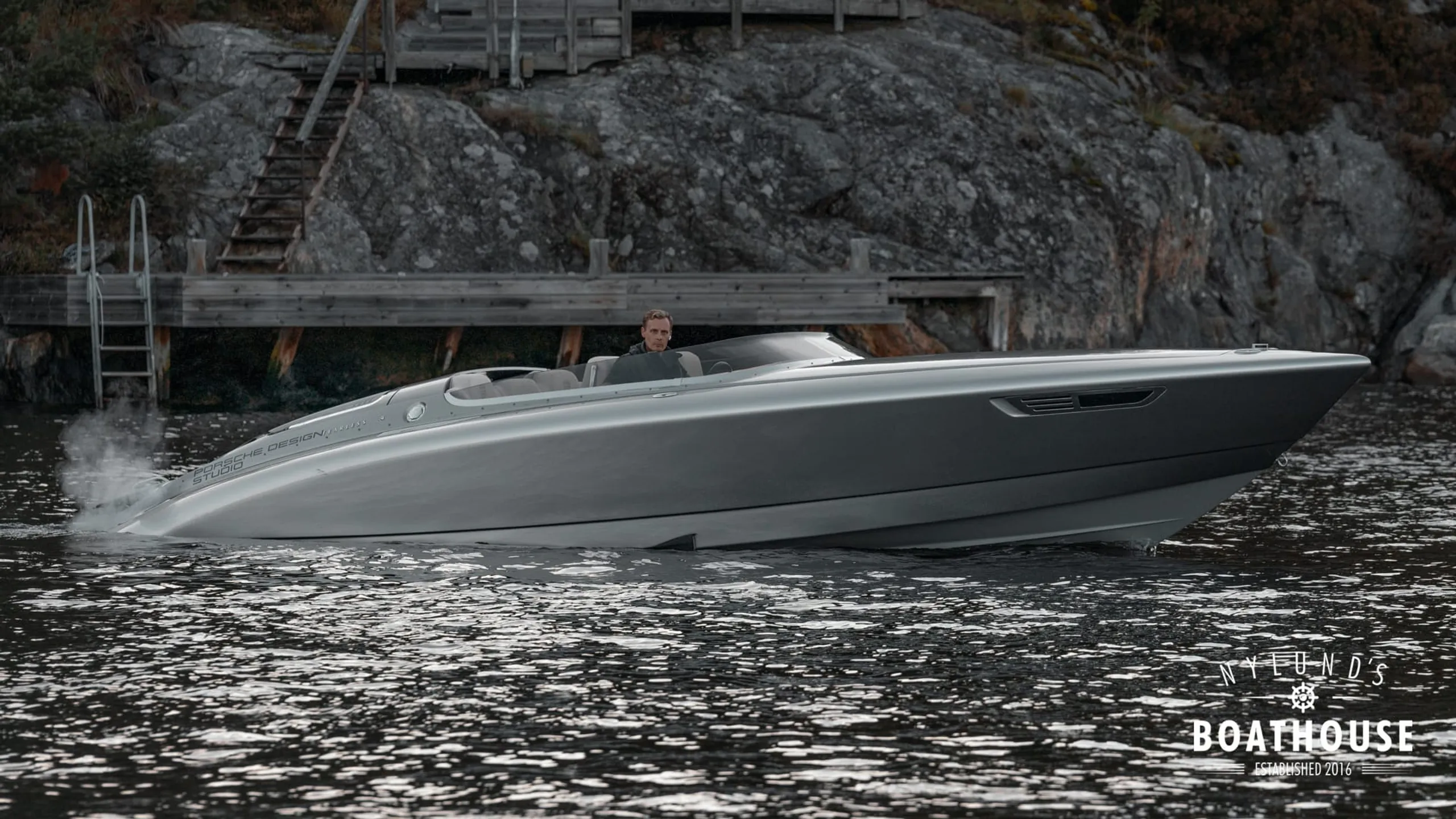 Donzi 28 Fearless Yacht - Image 18
