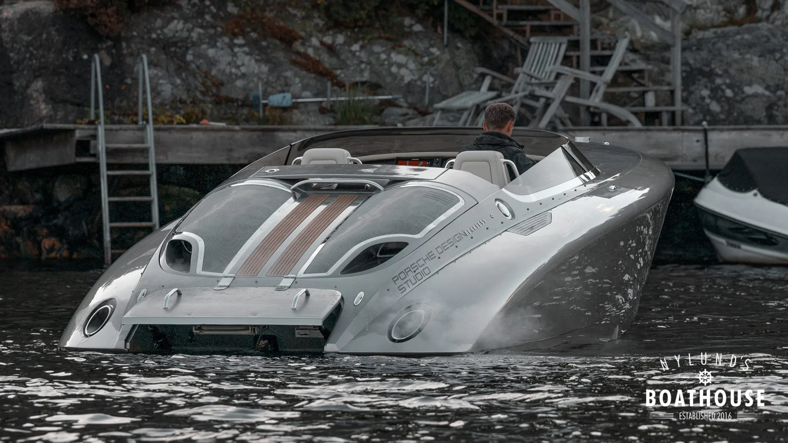Donzi 28 Fearless Yacht - Image 15