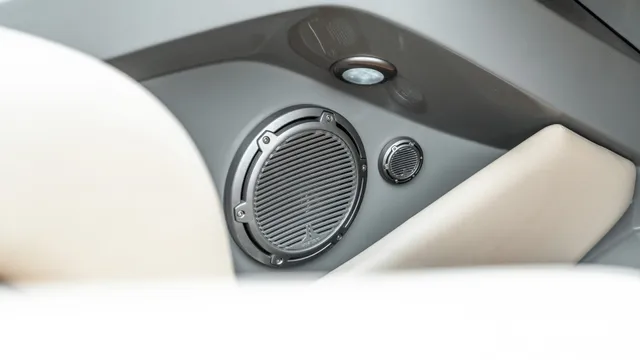 Donzi  28 Fearless Yacht - Kuva 38