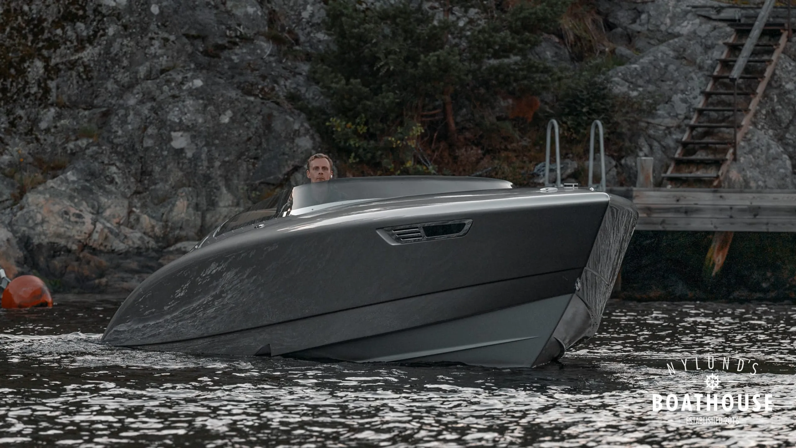 Donzi 28 Fearless Yacht - Image 9
