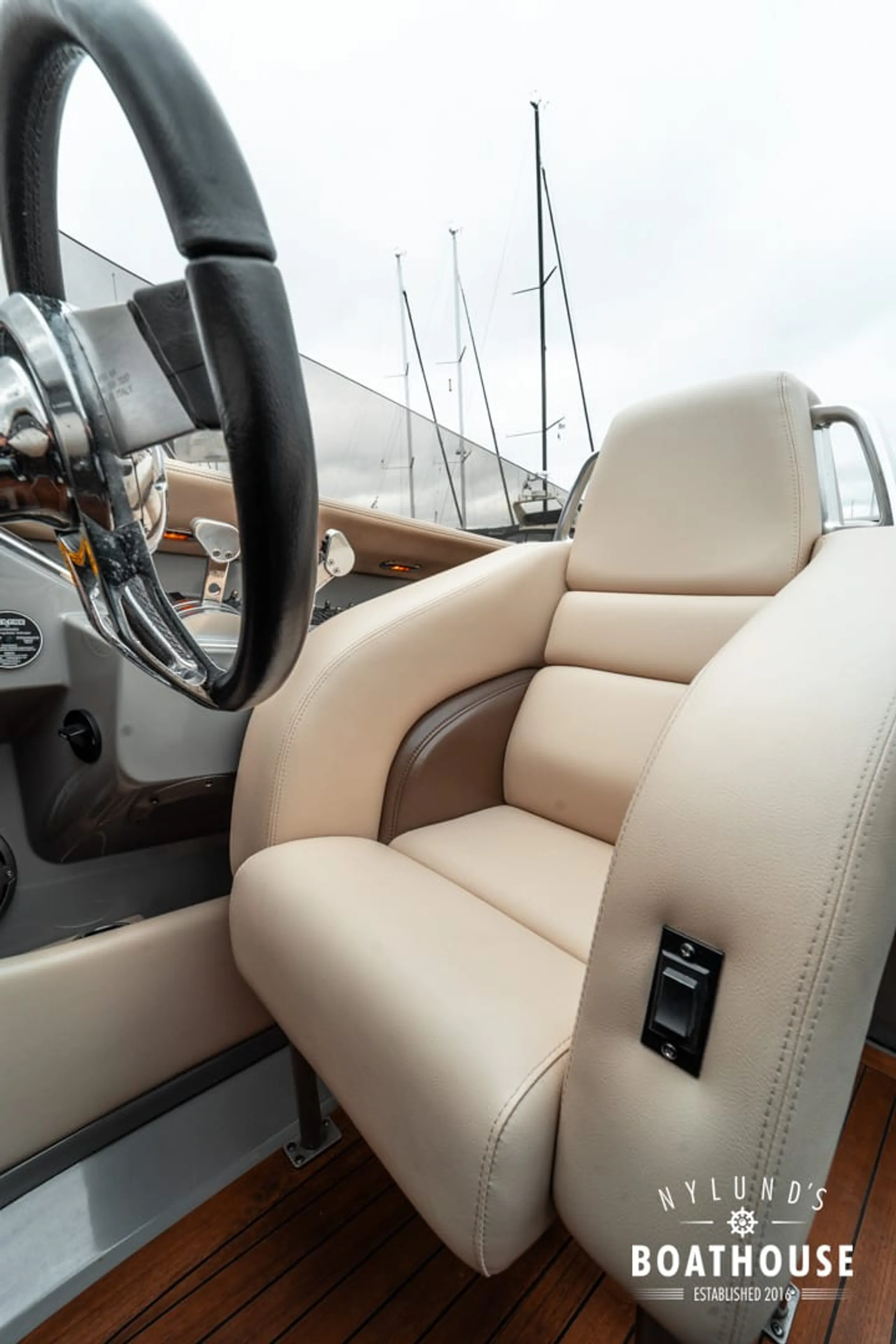 Donzi 28 Fearless Yacht - Image 59
