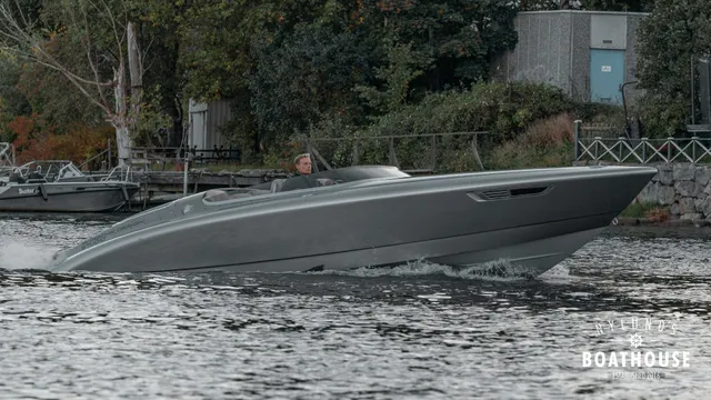 Donzi  28 Fearless Yacht - Kuva 24