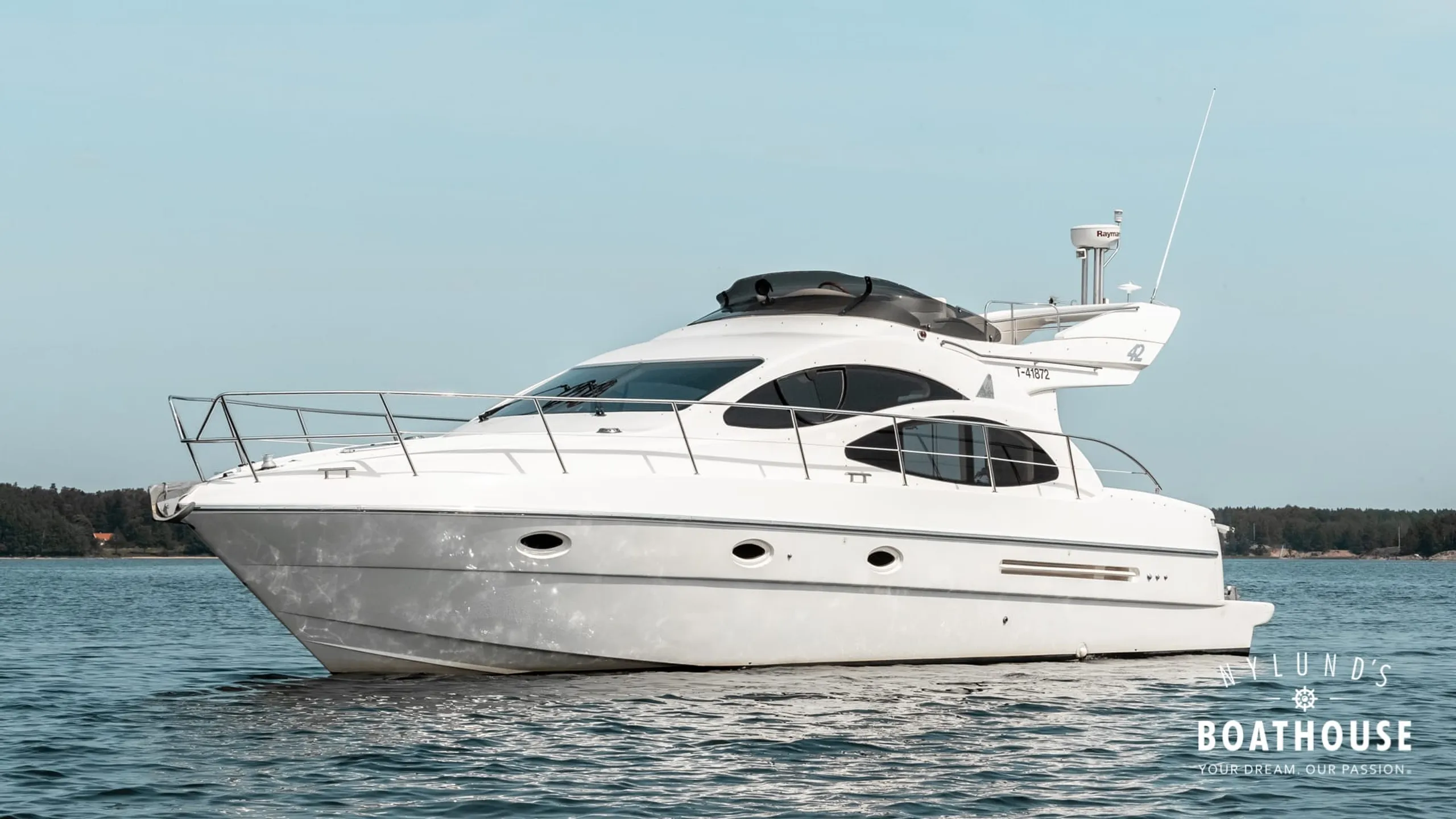Azimut 42 Fly - Image 38