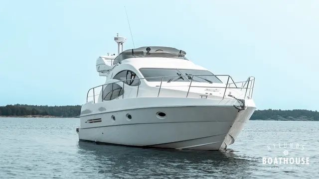 Azimut 42 Fly