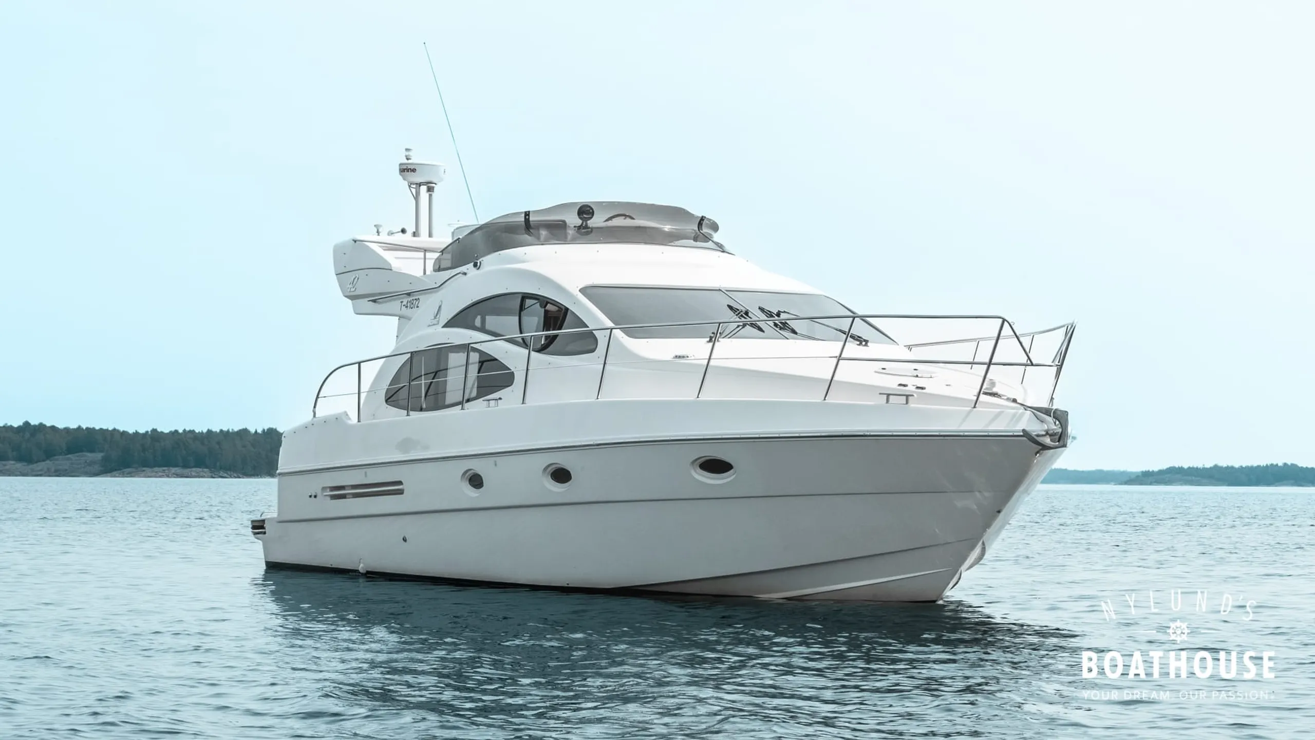 Azimut 42 Fly - Image 11