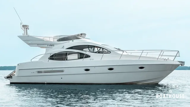 Azimut 42 Fly