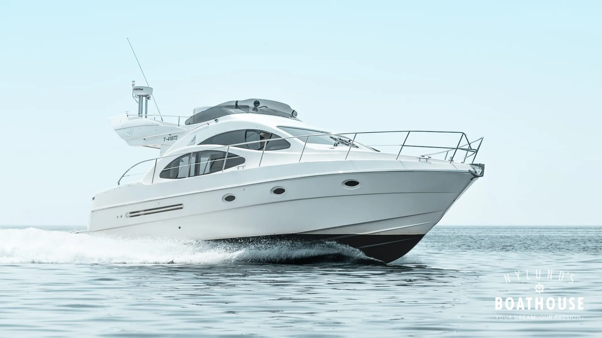 Azimut 42 Fly