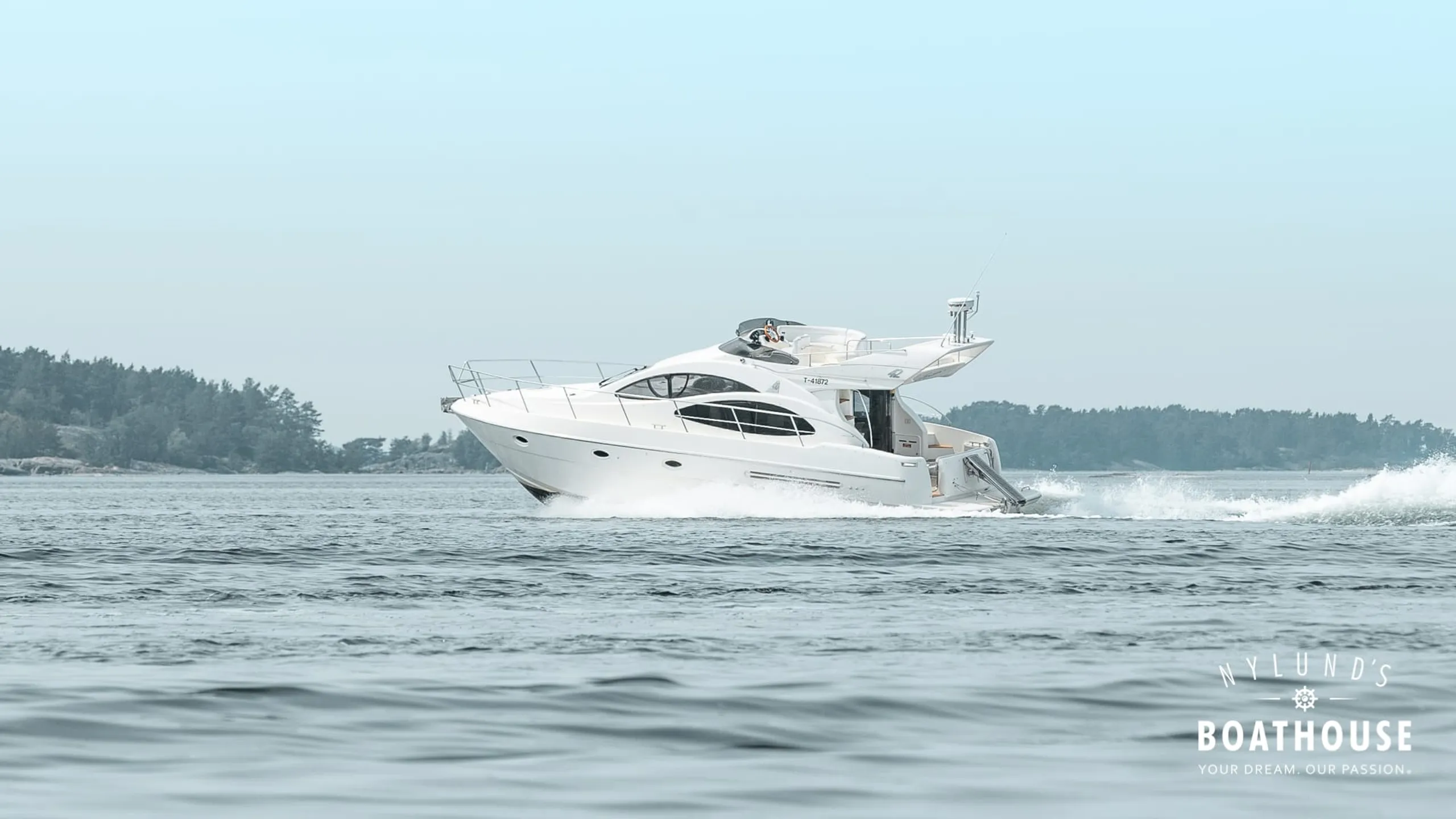 Azimut 42 Fly - Image 23