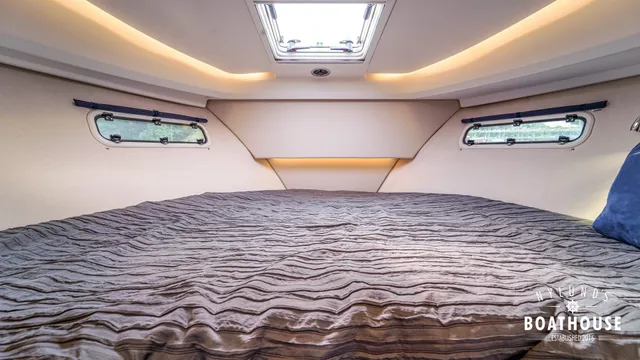 Nimbus 305 Coupé
