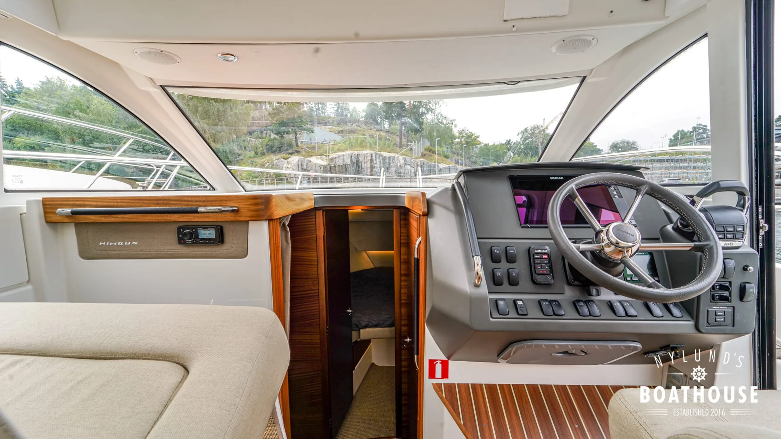 Nimbus 305 Coupé - Image 20