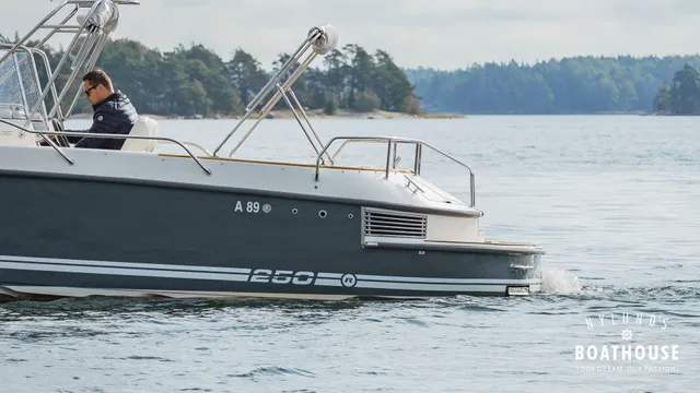 Nimbus 250 R