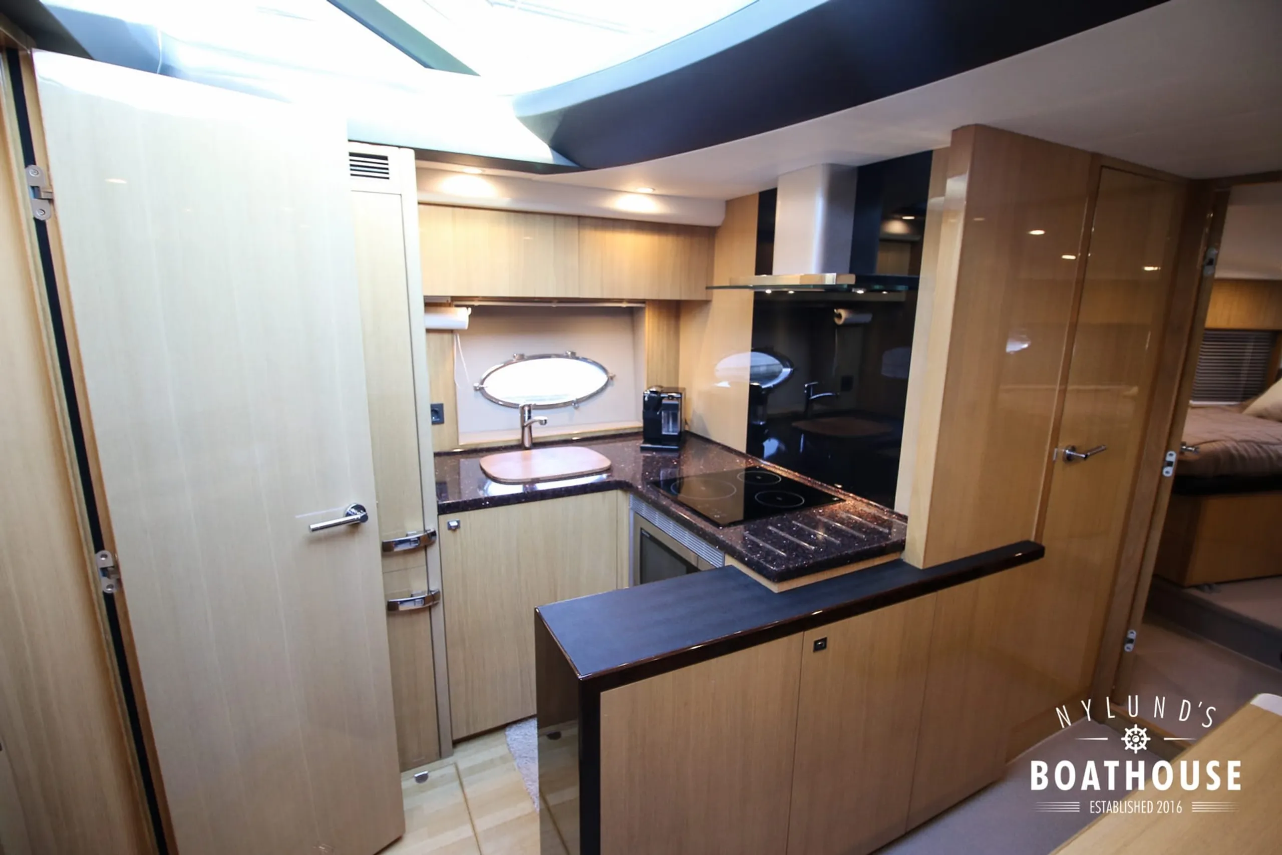 Princess V52 - Image 7