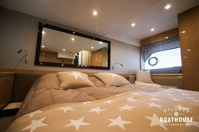 Princess V52