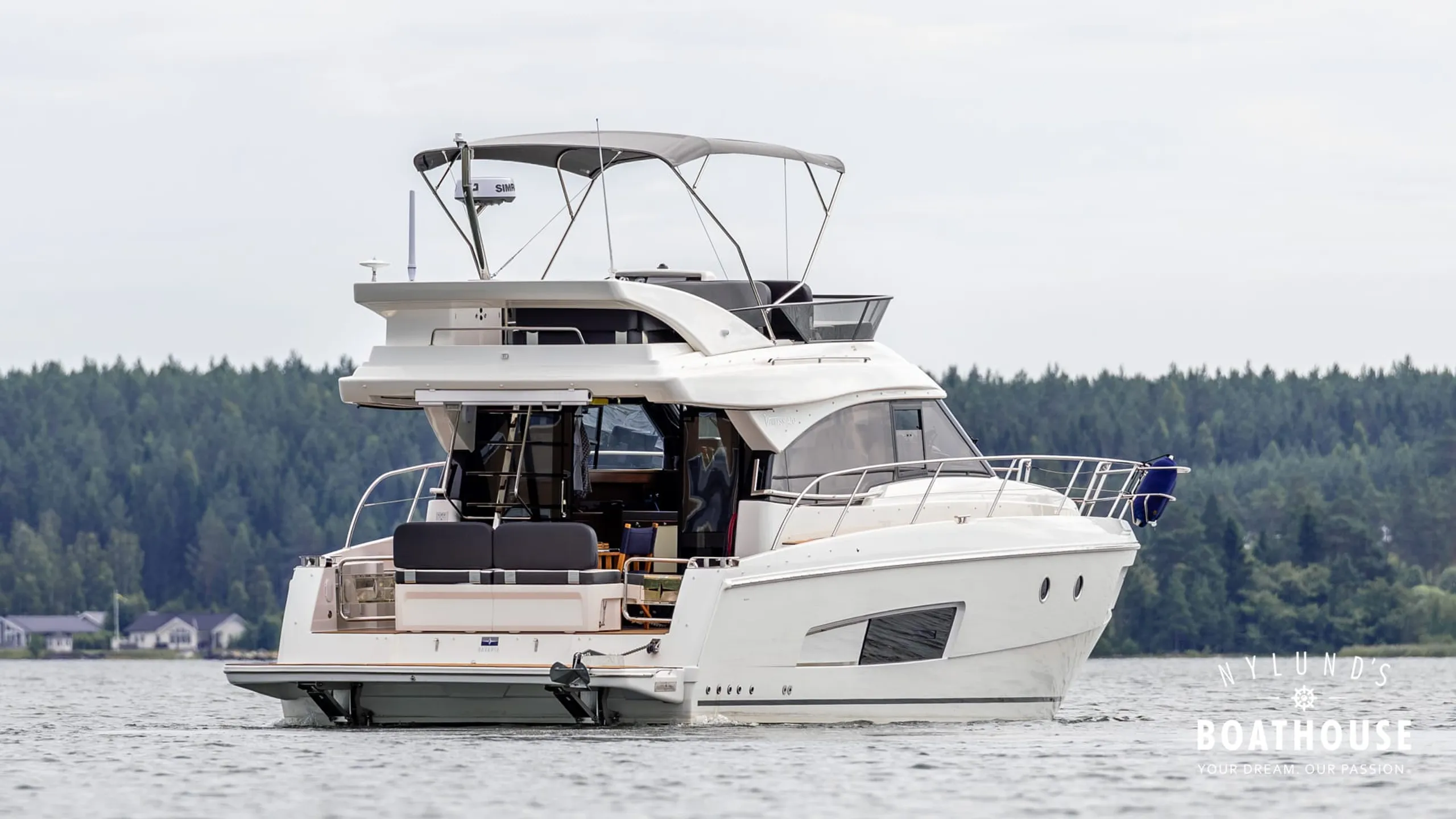 Bavaria Virtess 420 Fly - Image 14