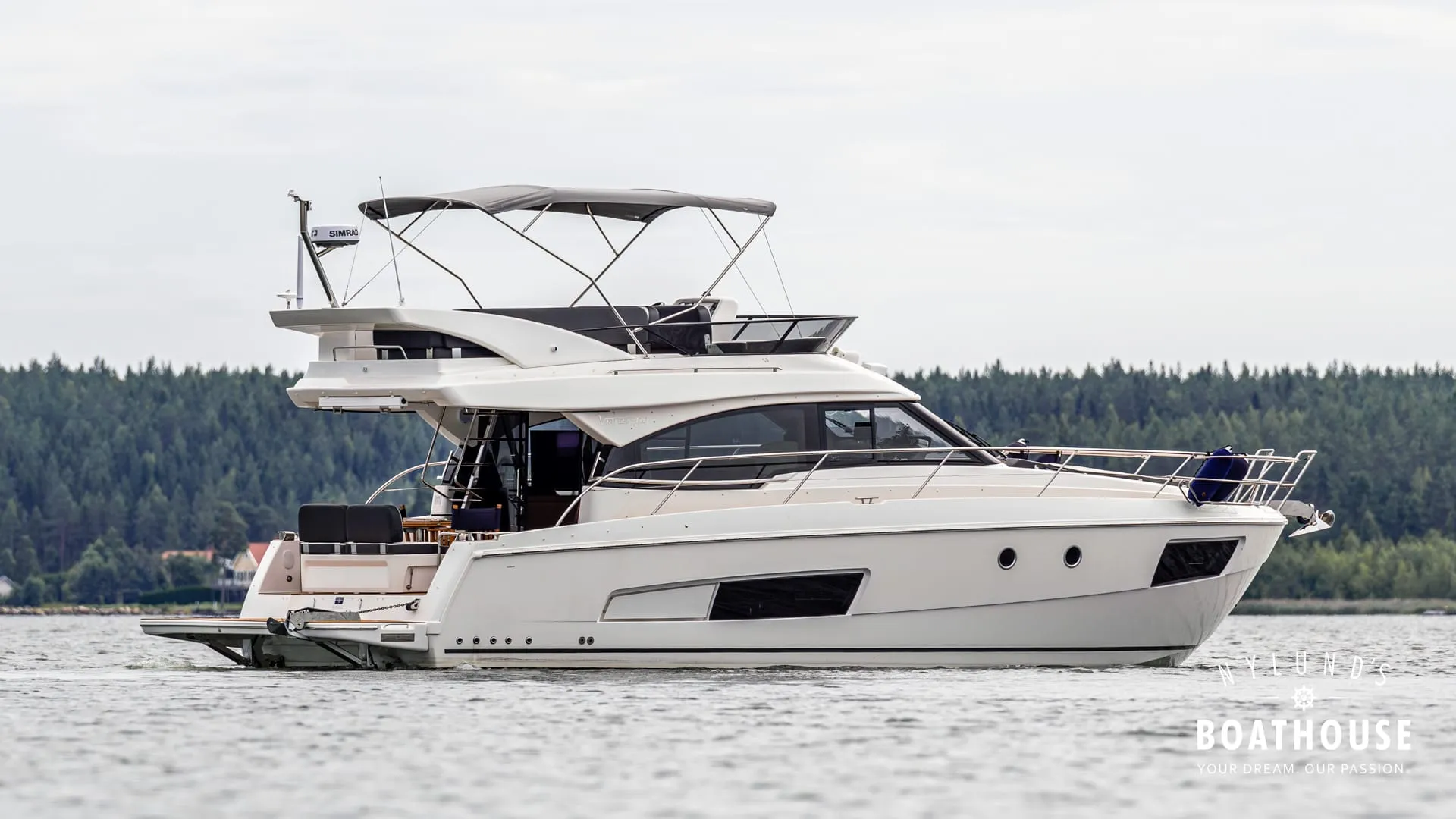 Bavaria Virtess 420 Fly - Image 15