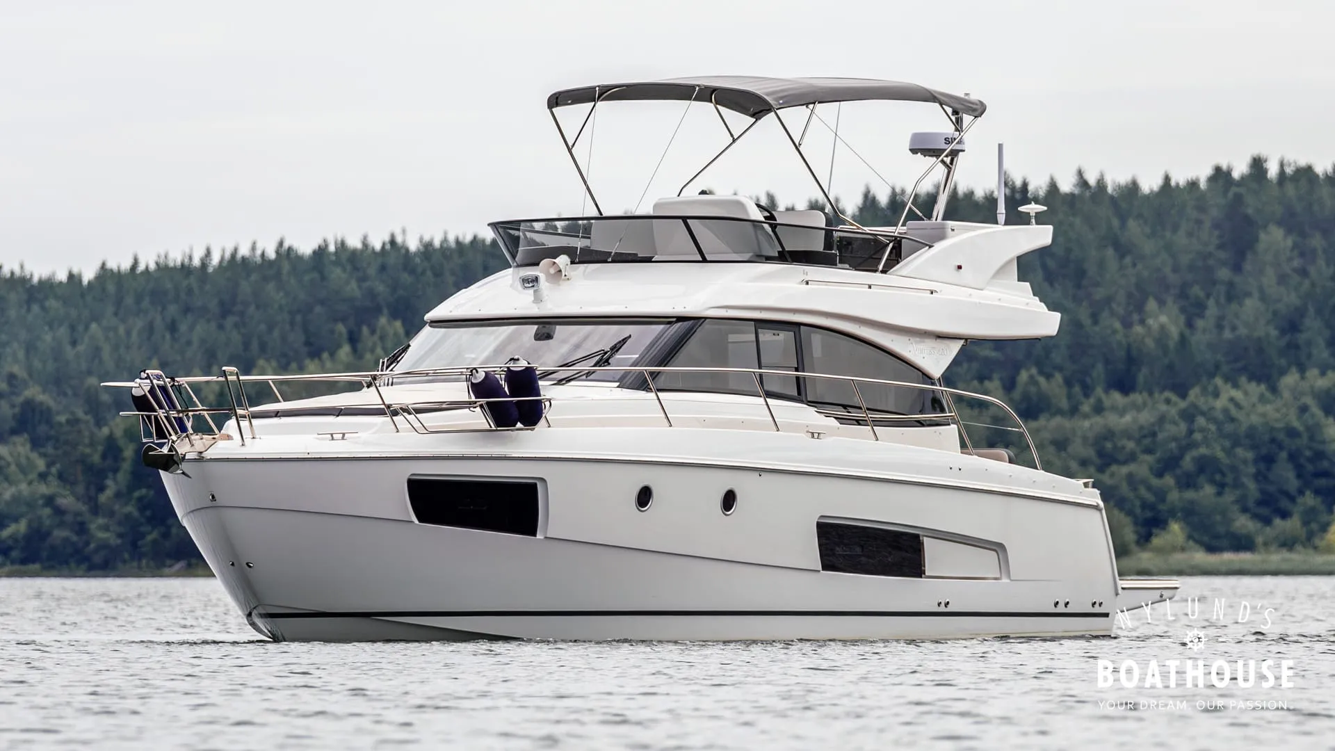 Bavaria Virtess 420 Fly - Image 12