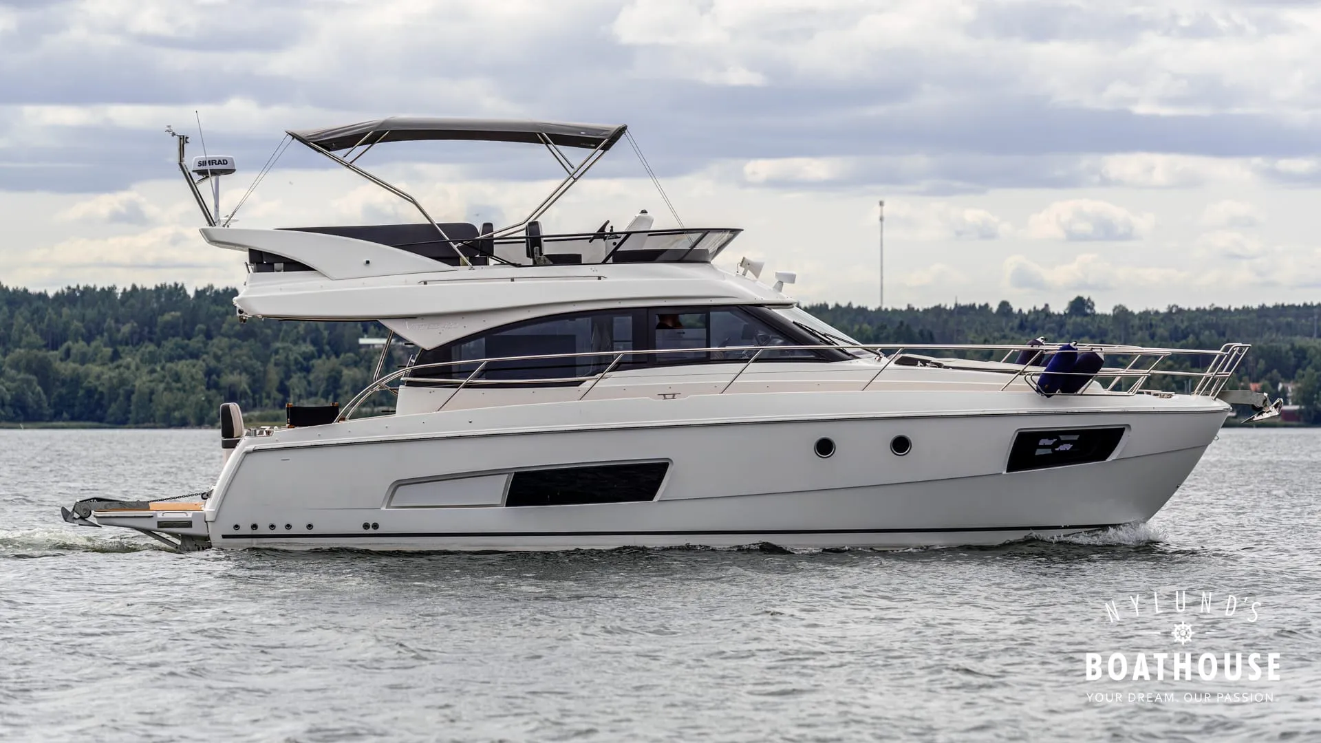 Bavaria Virtess 420 Fly - Image 7
