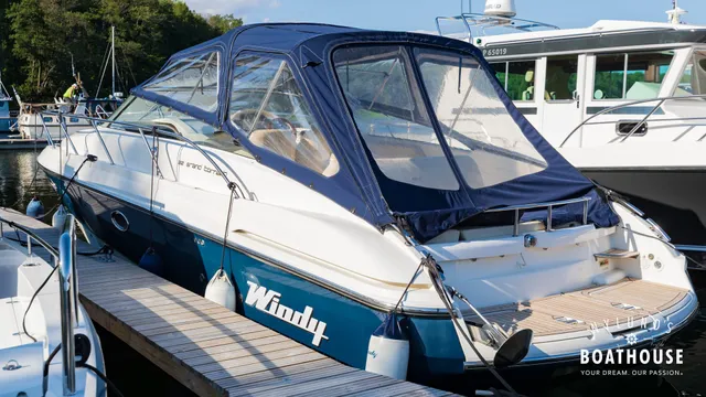 Windy 32 GT