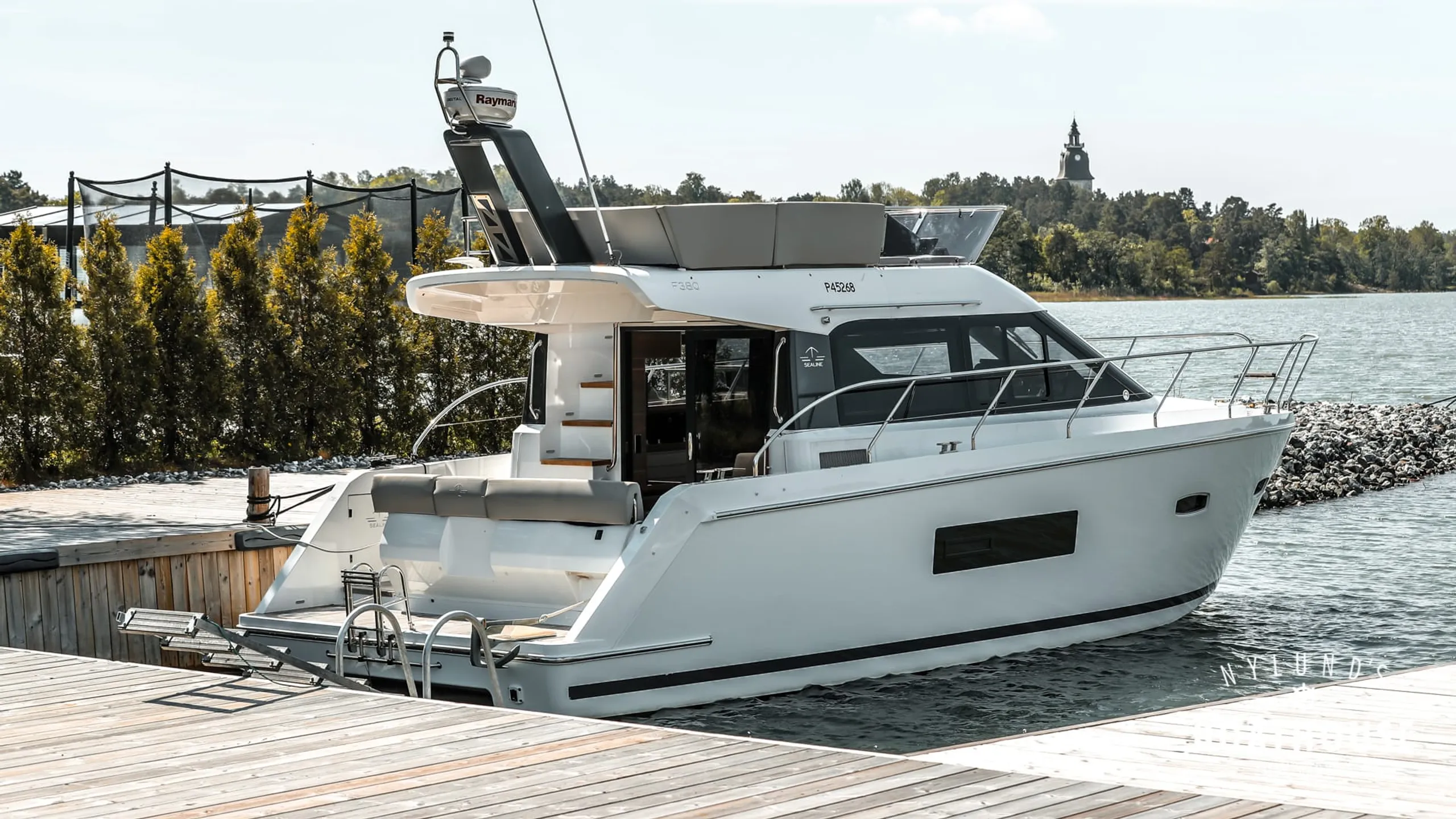 Sealine F380 - Image 4