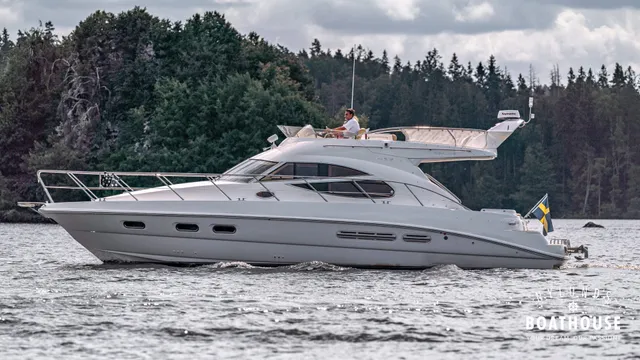 Sealine F42 / 5