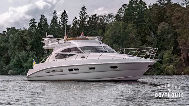 Sealine F42 / 5
