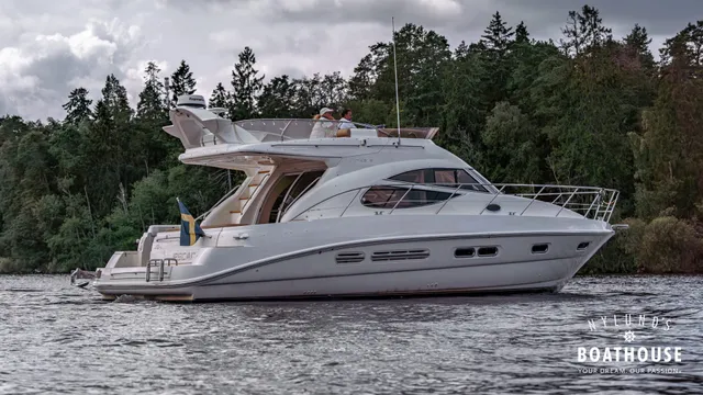 Sealine F42 / 5