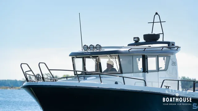 Sargo 28 Explorer