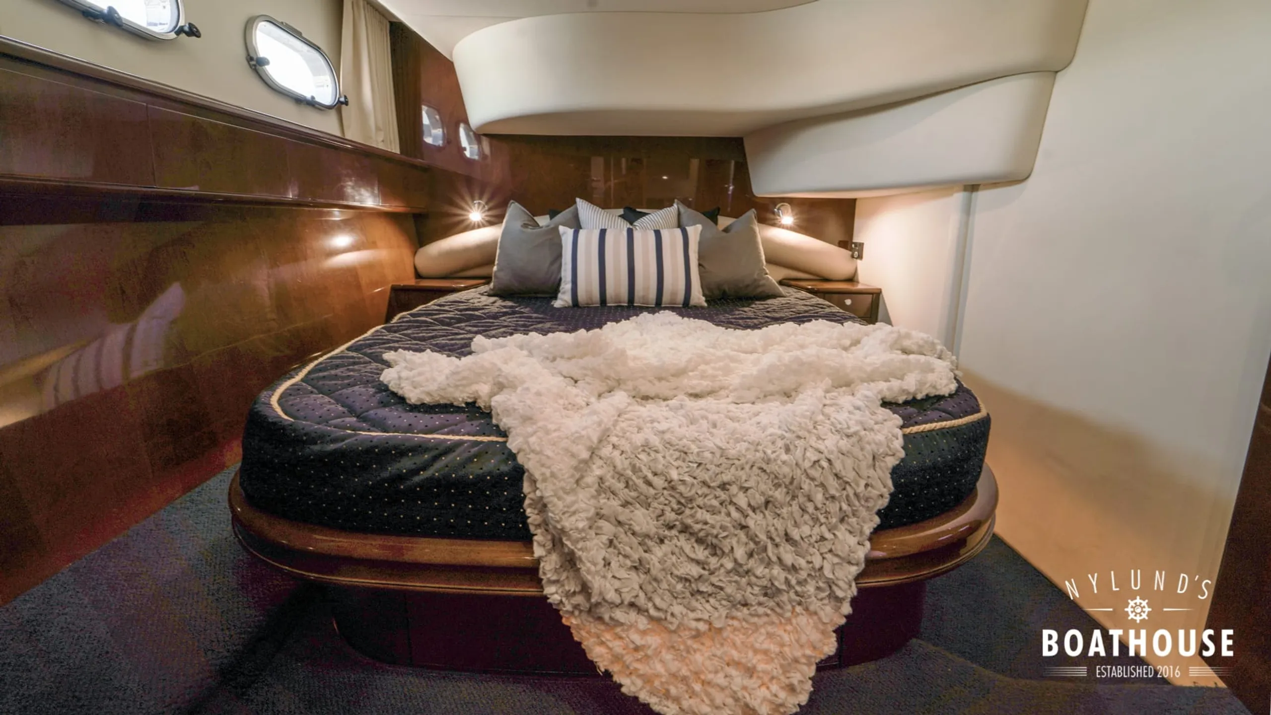 Princess 50 - Image 35