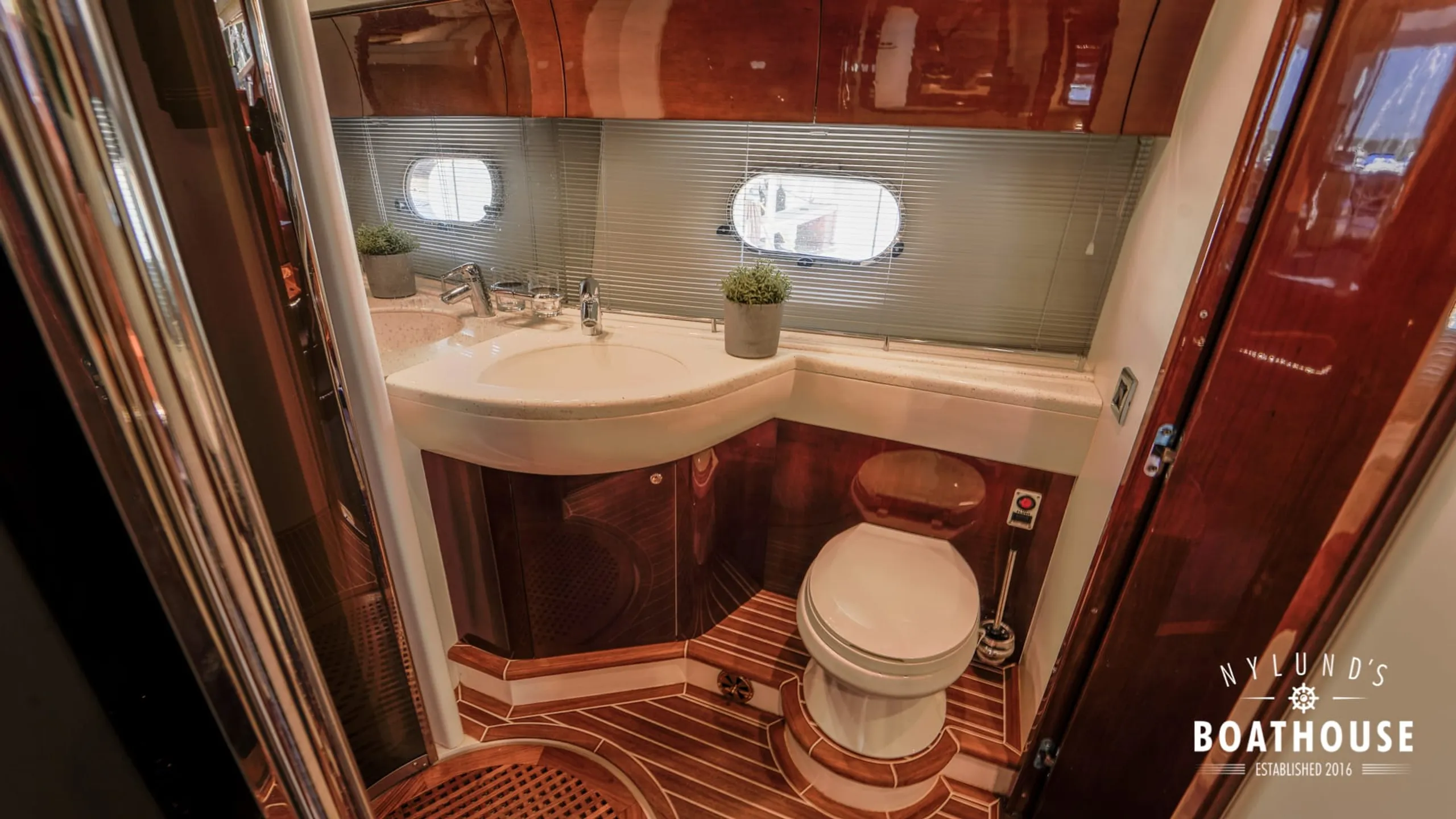 Princess 50 - Image 27